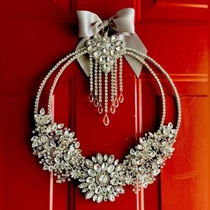 Luxury Rhinestone Wreath Handmade Crystal Wreath Elegant Year-Round Decoration